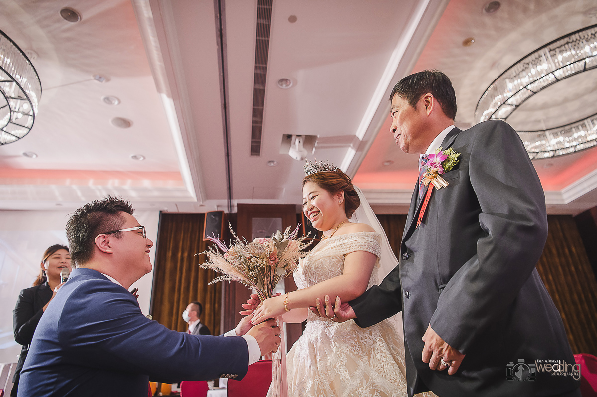 俊穎筑筠 文定迎娶午宴 瓏山林中和飯店

 婚攝大J 永恆記憶 婚禮攝影 台北婚攝 #婚攝 #婚禮攝影 #台北婚攝 #婚禮拍立得 #婚攝拍立得 #即拍即印 #婚禮紀錄 #婚攝價格 #婚攝推薦 #拍立得 #婚攝價格 #婚攝推薦